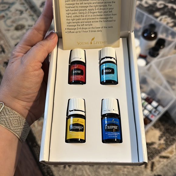 Young Living ‘Reconnect’ Essential Oil 4-pack (5ml each) - Picture 3 of 3